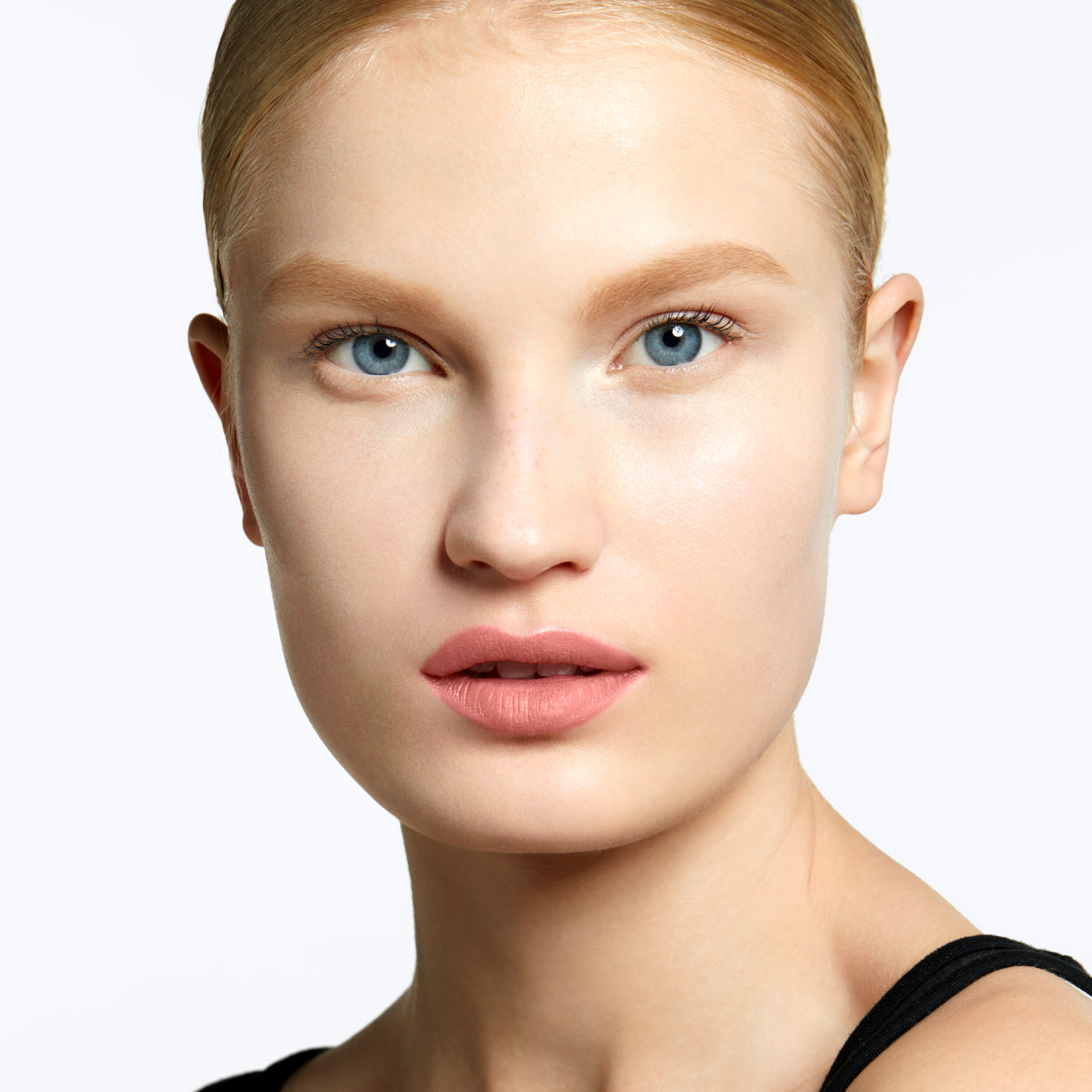 Rouge Pur Couture Satin Lipstick