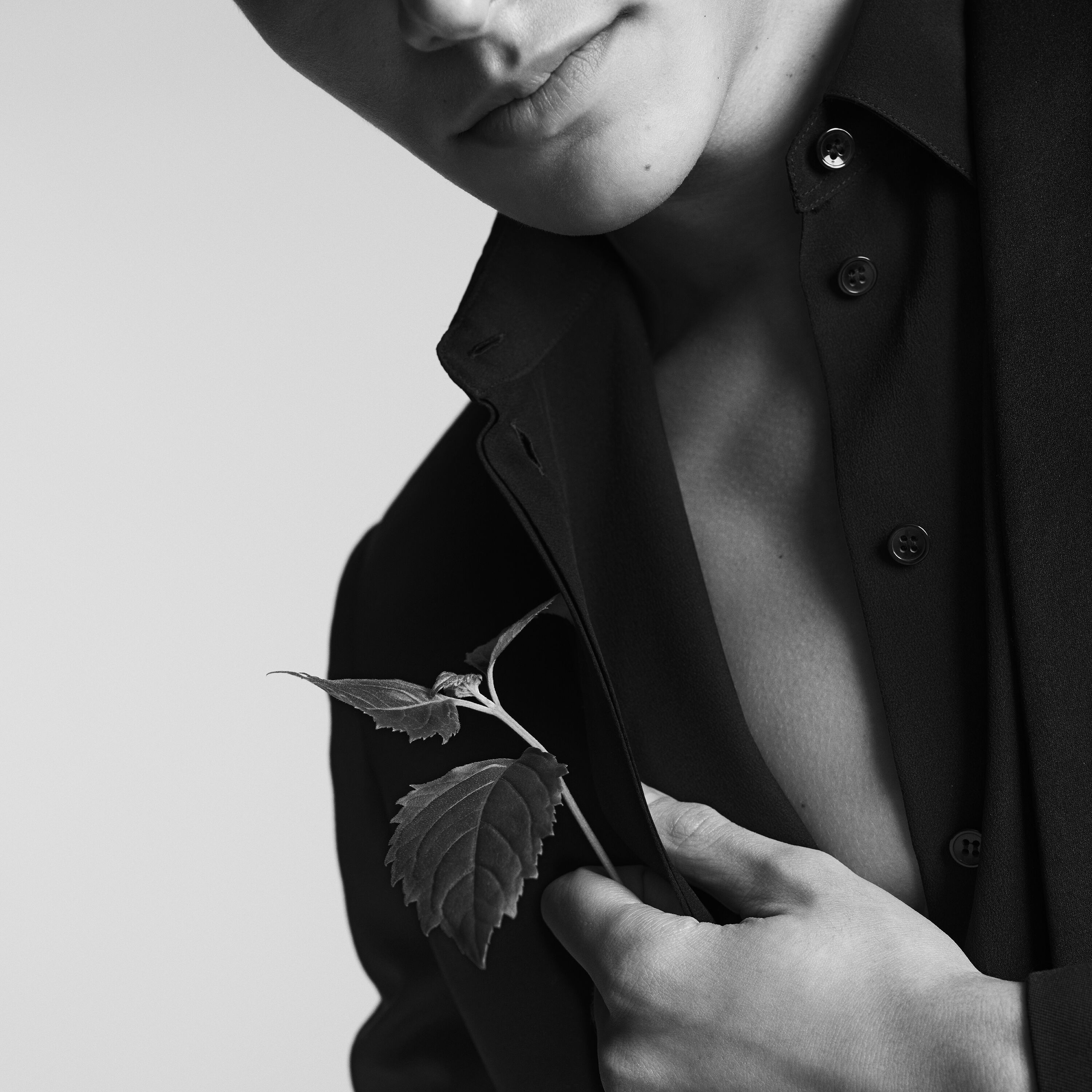 Ysl shop tuxedo candle