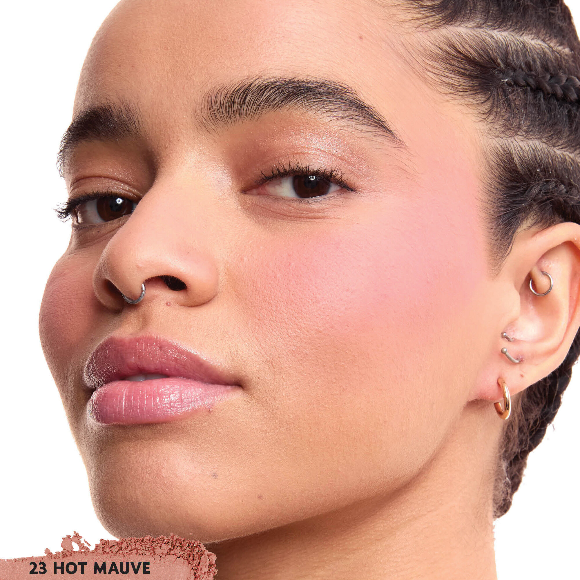 MAKE ME BLUSH 24H BUILDABLE BLURRING POWDER BLUSH