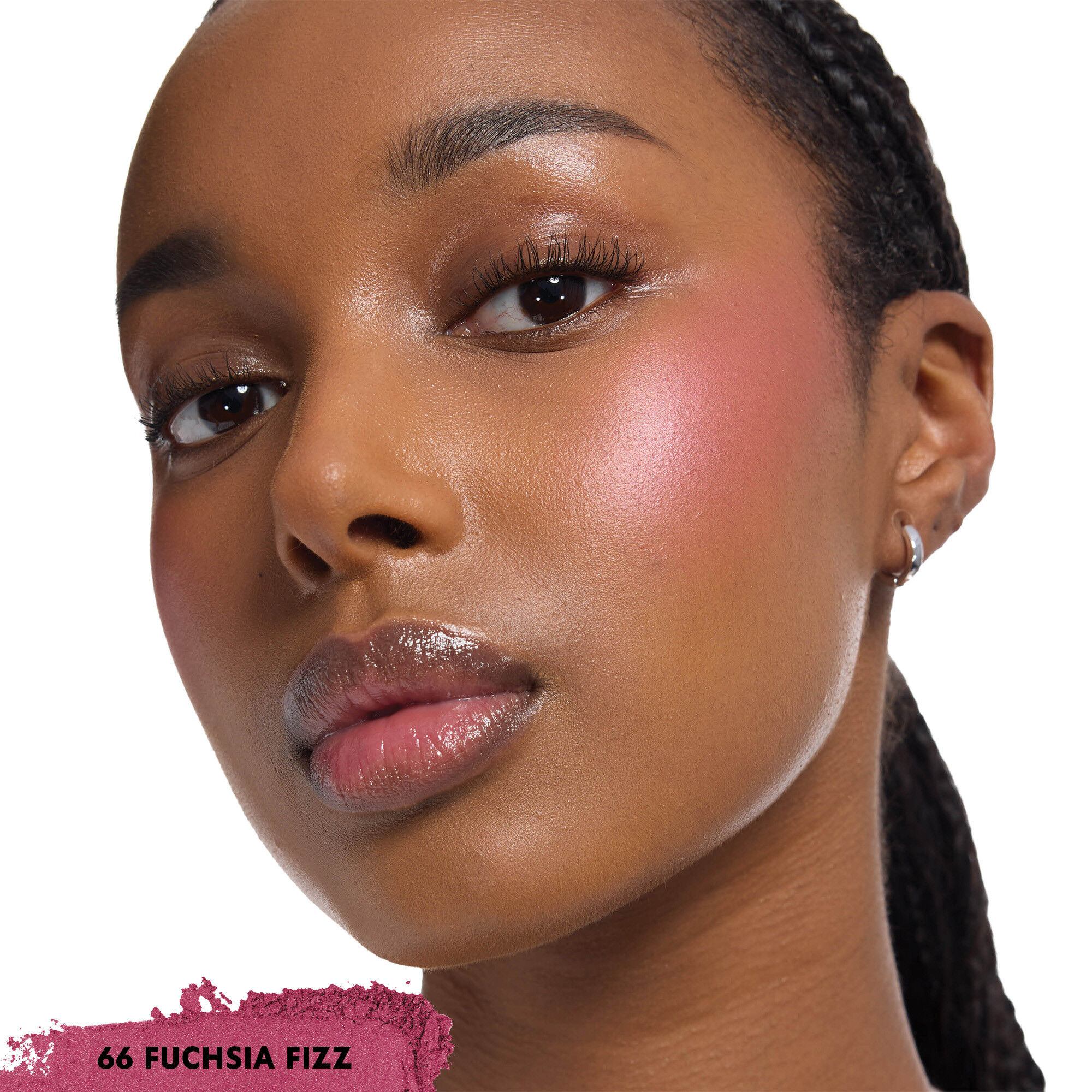 MAKE ME BLUSH 24H BUILDABLE BLURRING POWDER BLUSH