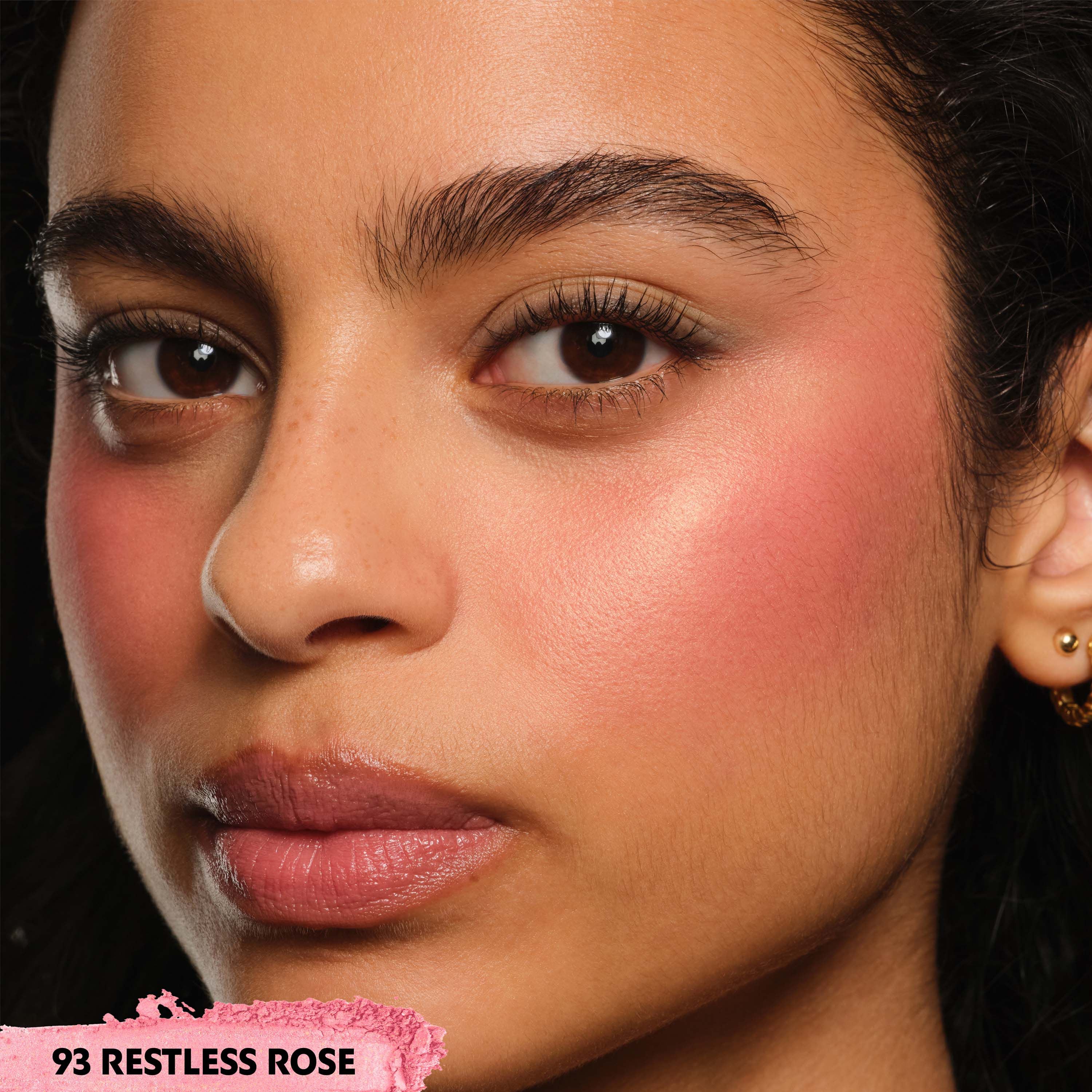 MAKE ME BLUSH 24H BUILDABLE BLURRING POWDER BLUSH