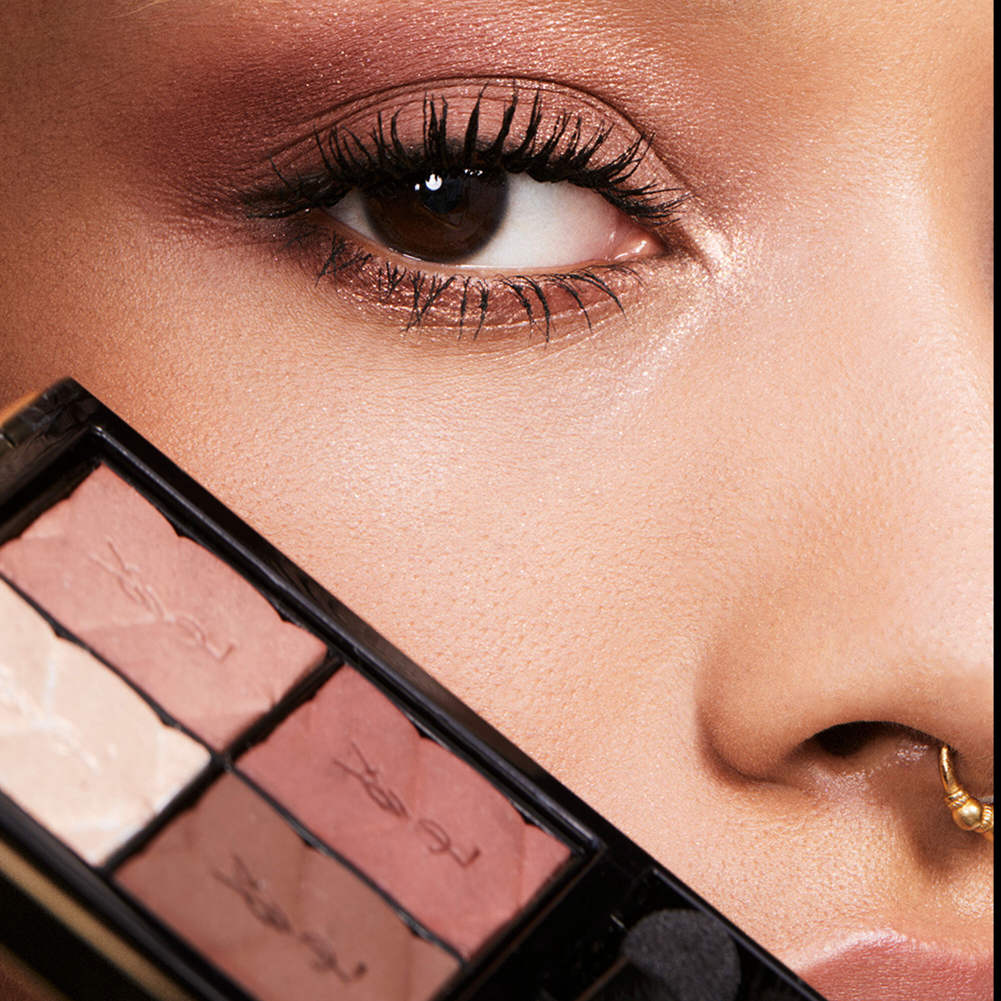 COUTURE MINI CLUTCH LUXURY EYESHADOW PALETTE
