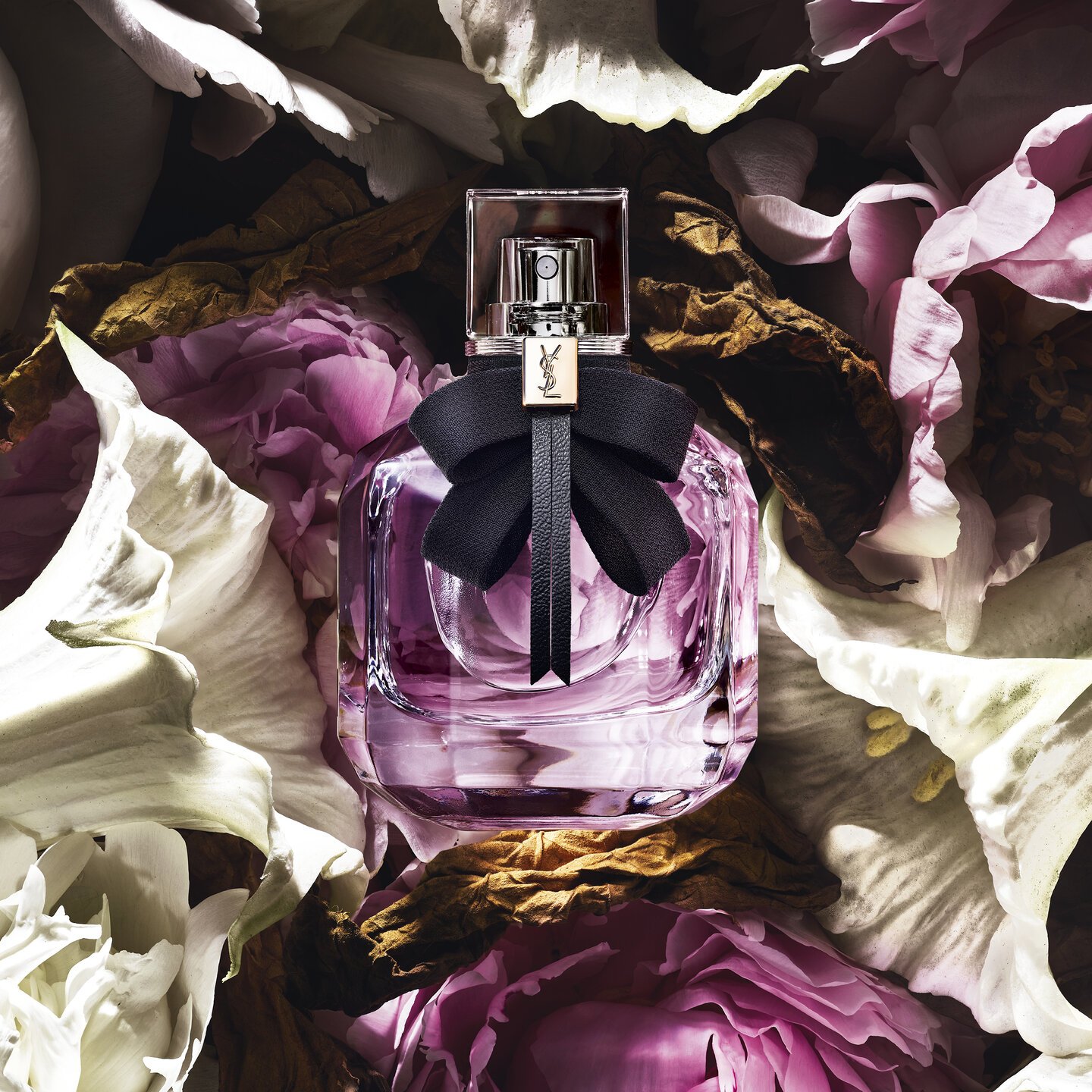 Mon Paris Eau de Parfum Bottle