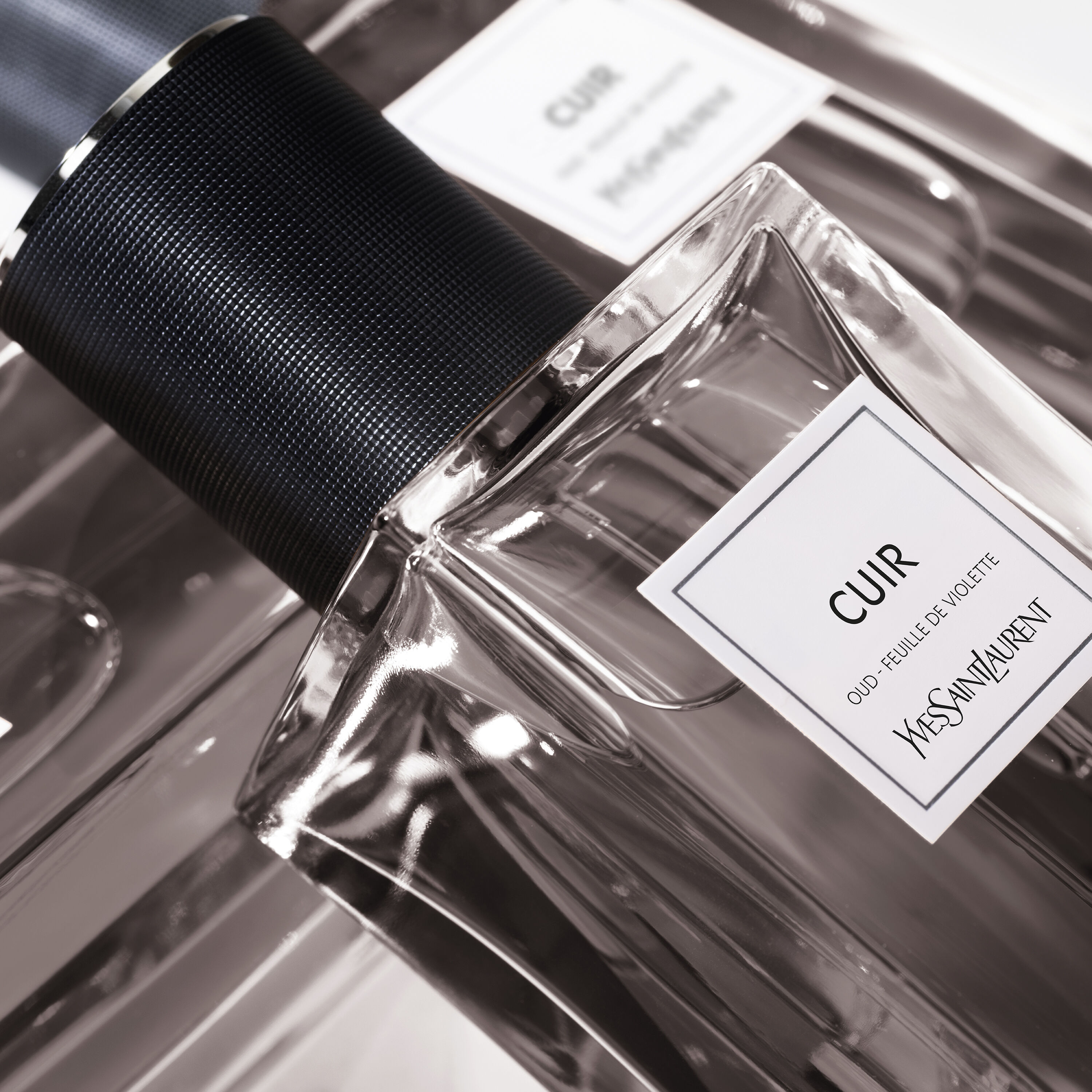 Yves saint 2025 laurent cuir parfum