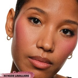 MAKE ME BLUSH 24H BUILDABLE BLURRING POWDER BLUSH