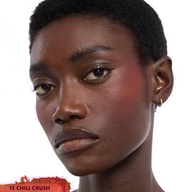MAKE ME BLUSH 24H BUILDABLE BLURRING POWDER BLUSH