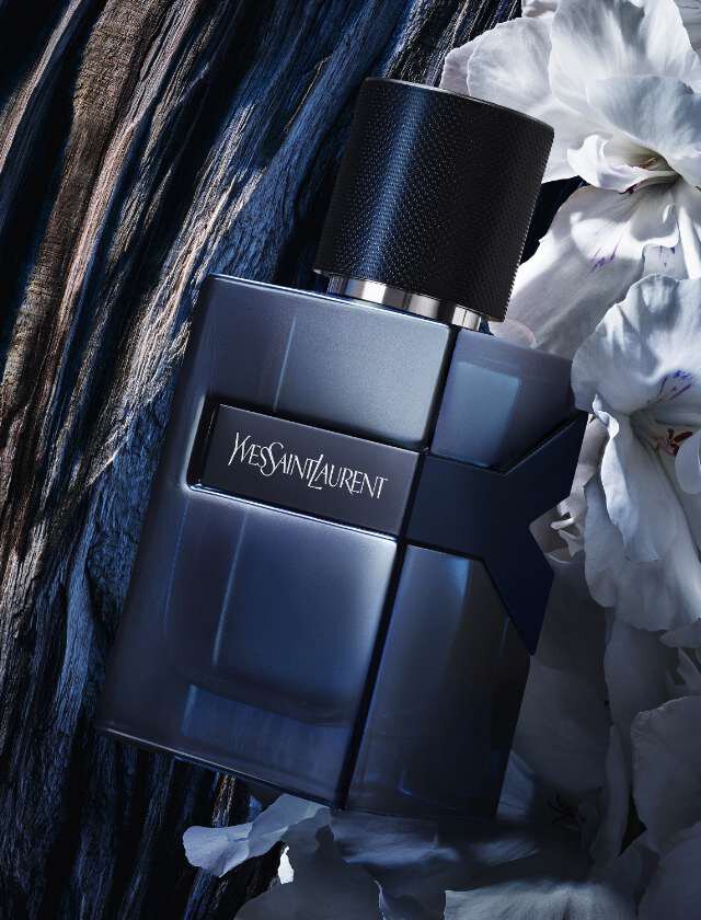 Y Elixir: A junção inigualável do amadeirado sensual com o floral intenso Y Elixir, perfume masculino amadeirado floral com gerânio