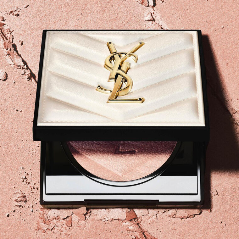 【Saint Laurent】ミュールシアリングのブリーチ Hyper Luminize Highlighter - YSL Beauty