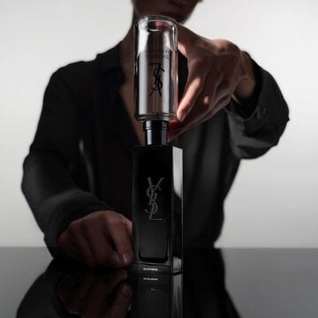 Refillable fragrances