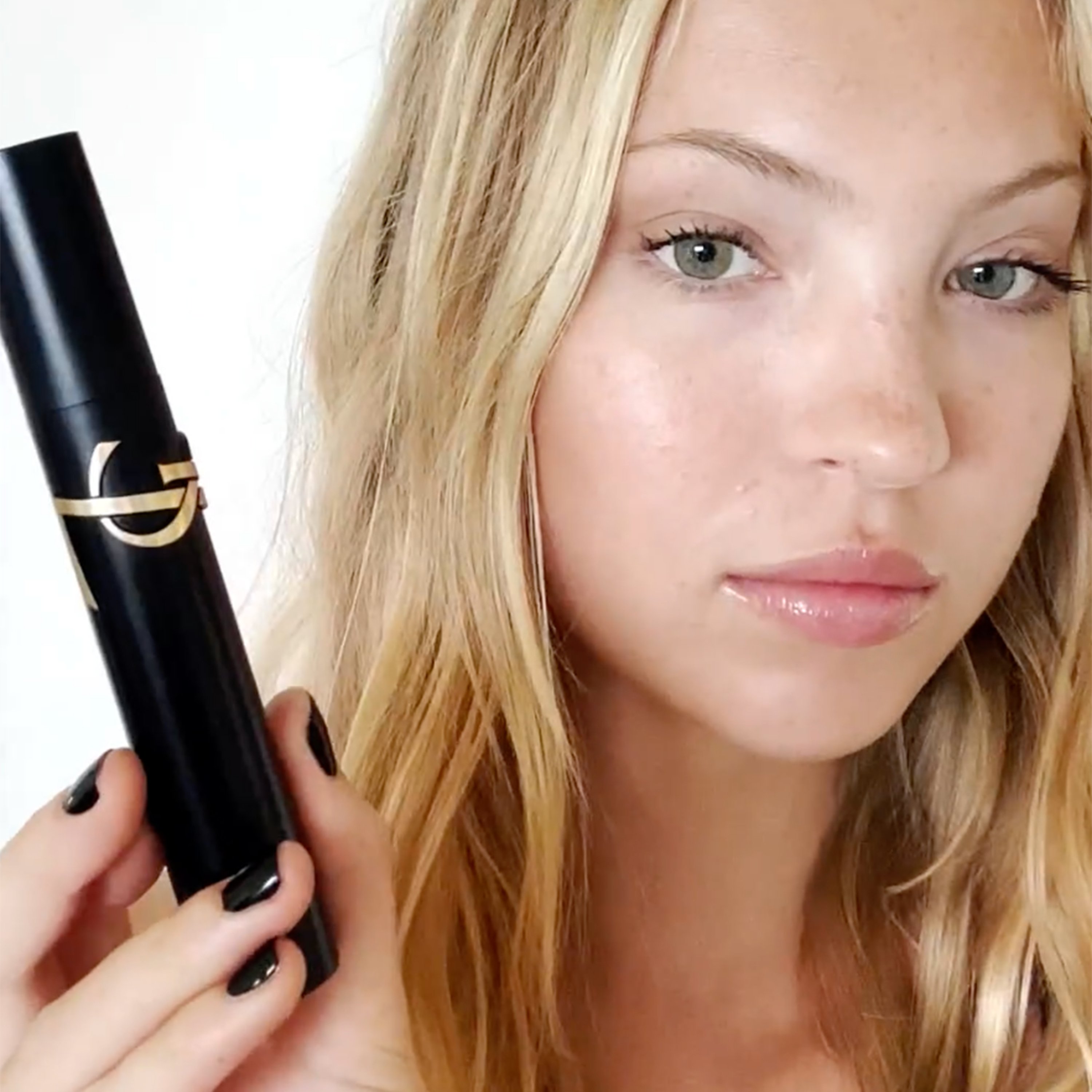 Sneak Peek! YSL Beauty Lash Clash Extreme Volume Mascara